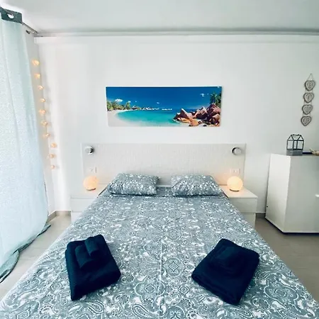 Beach Las Americas Apartmán *